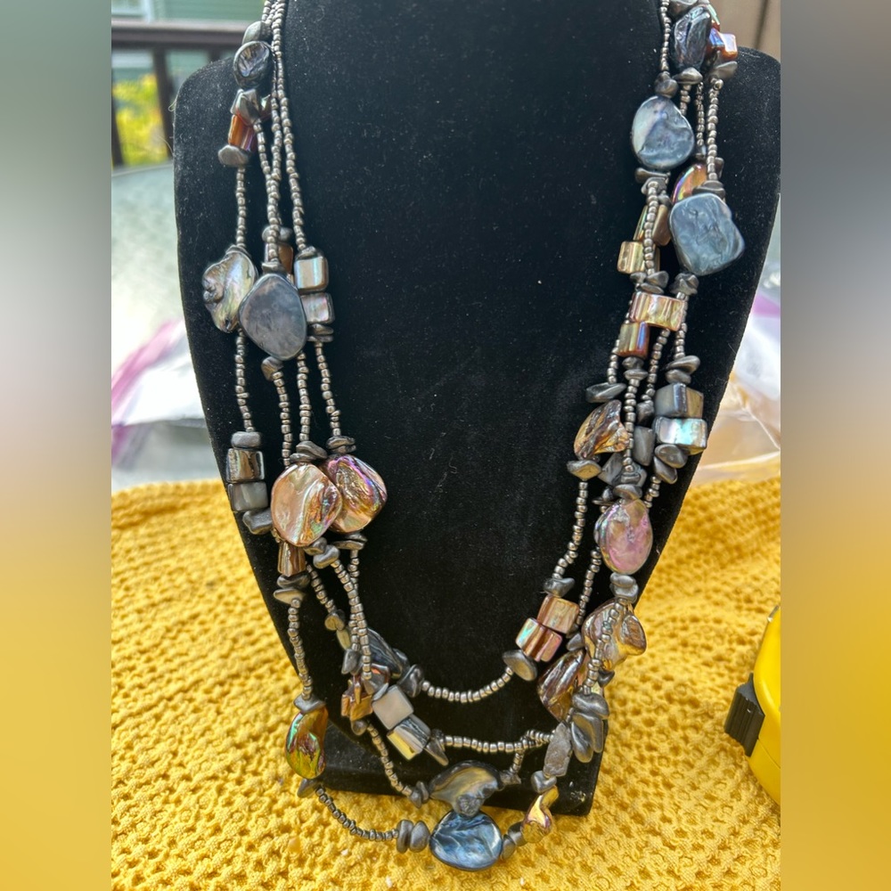 Nwot Beautiful Multi-Layer And Color Necklace 12”… - image 1